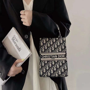 Classic Tote Bag With Crossbody Strap-1-2