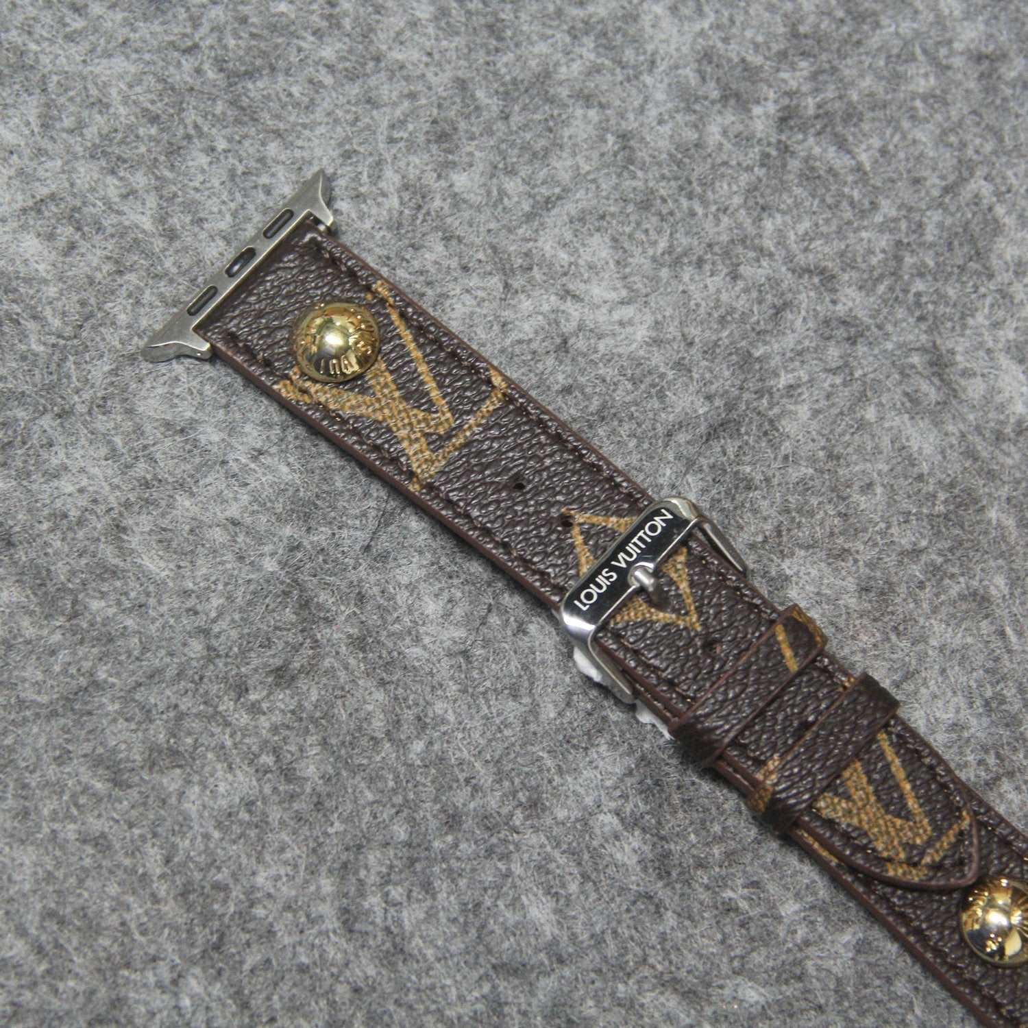 Nail Classic Apple Watch Straps
