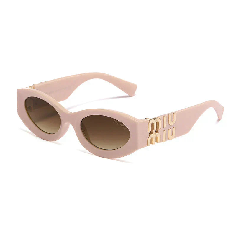 Retro cat-eye sunglassess