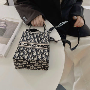 Classic Tote Bag With Crossbody Strap-1-2