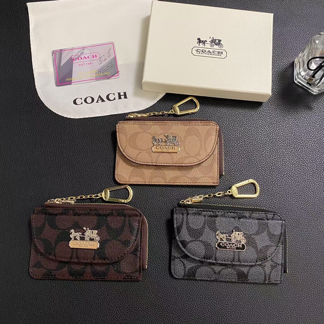 Chic CO Timeless Classic Card Holder Wallet with Sleek Designs