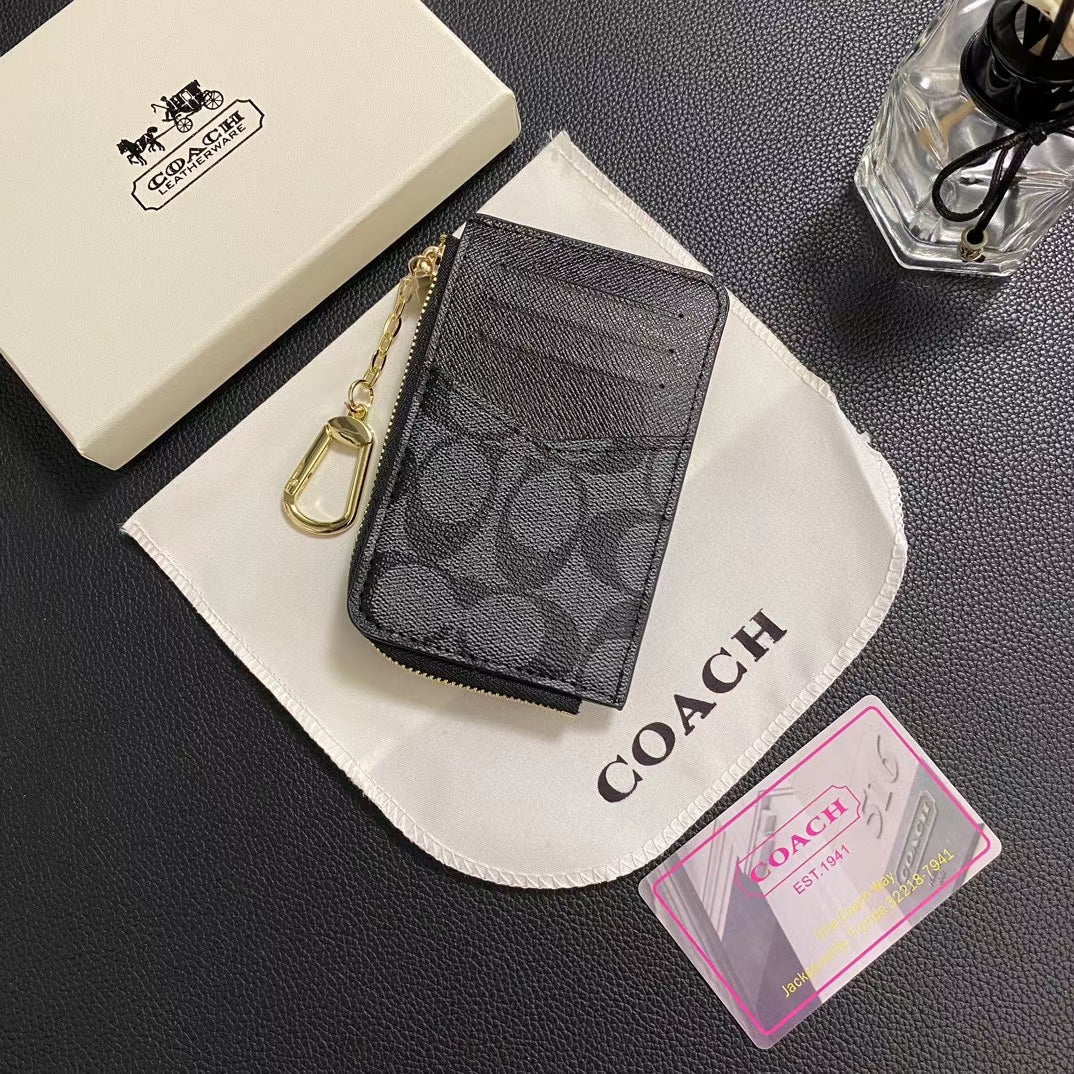 Chic CO Timeless Classic Card Holder Wallet with Sleek Designs
