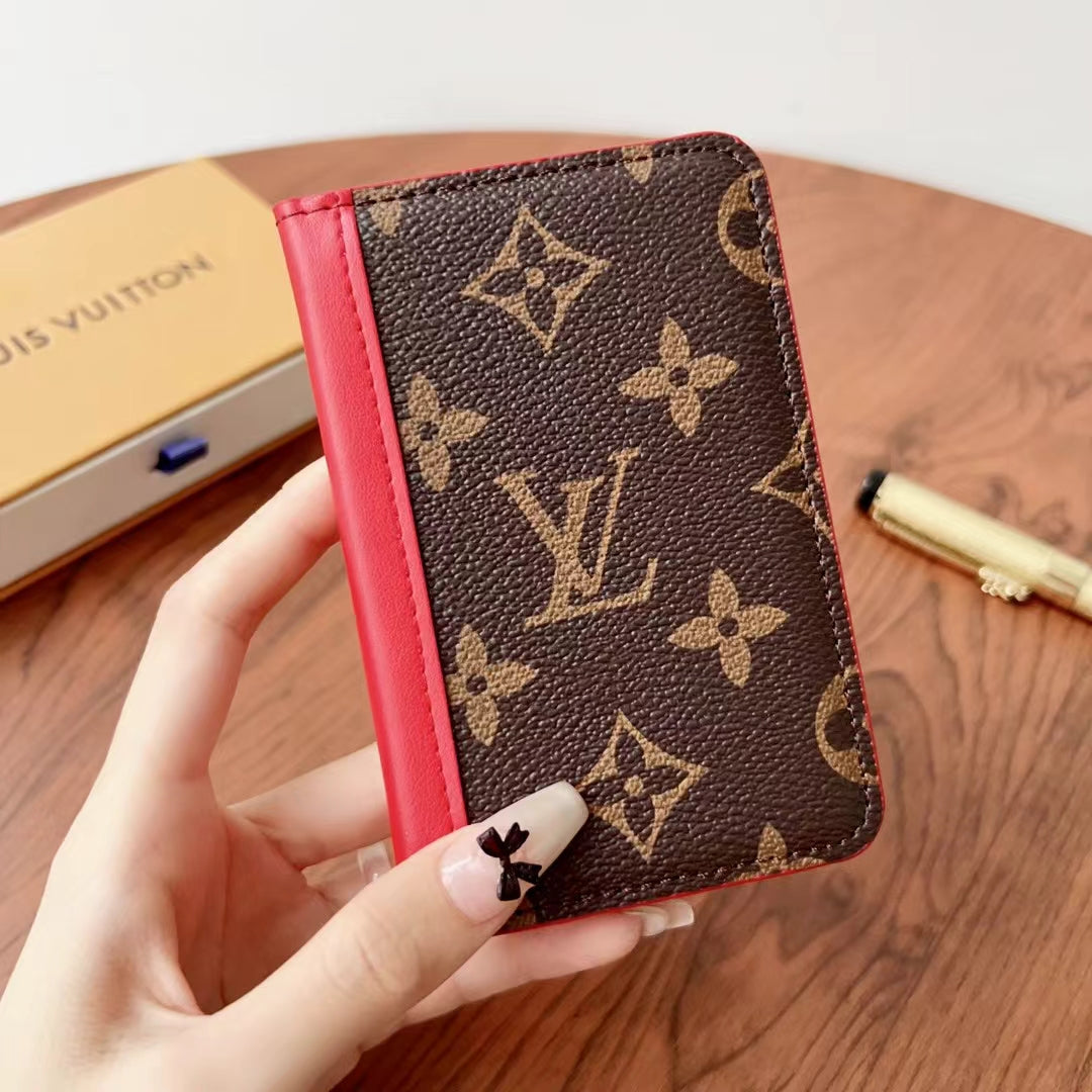 Elegant LV Checkered & Monogram Walletss