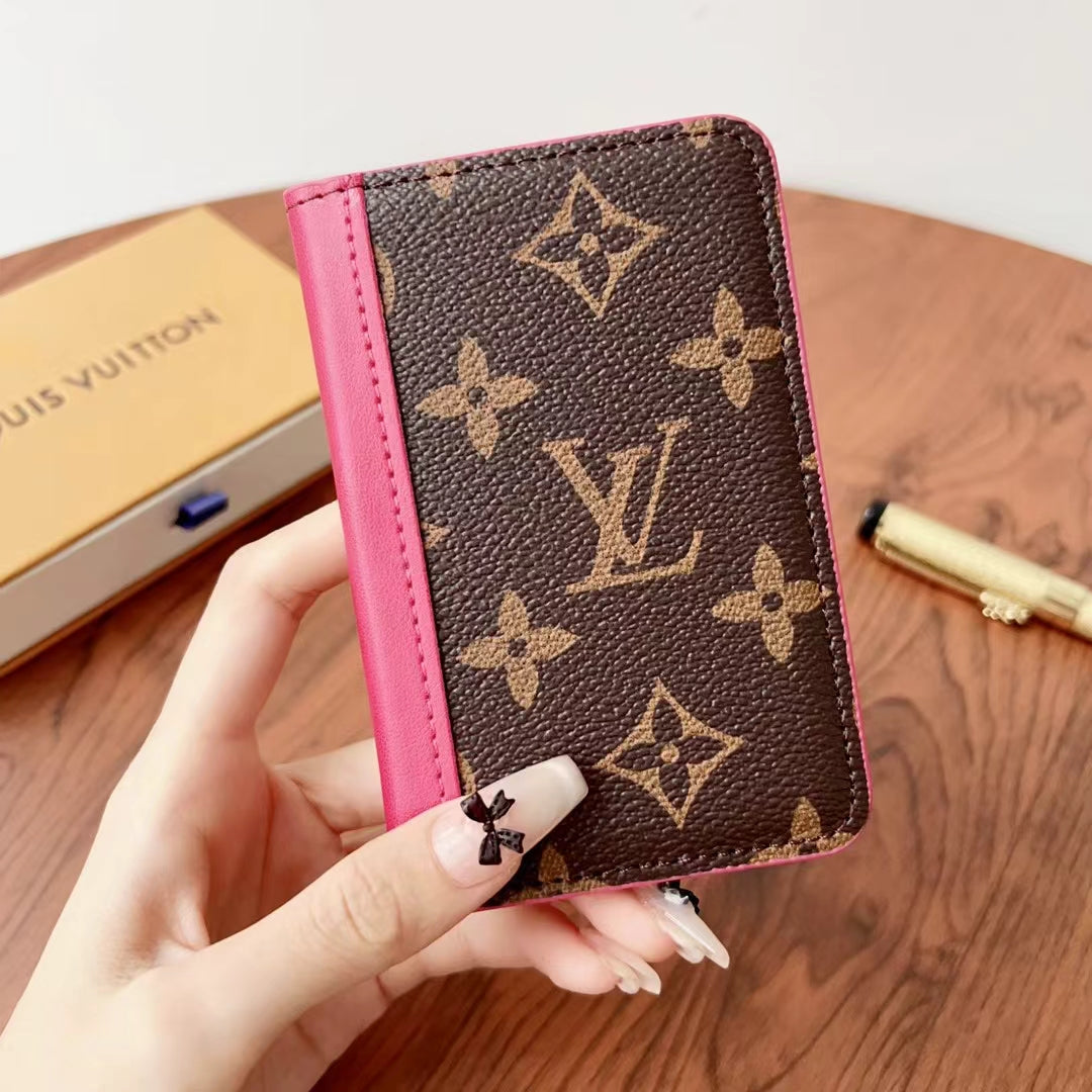 Elegant LV Checkered & Monogram Walletss
