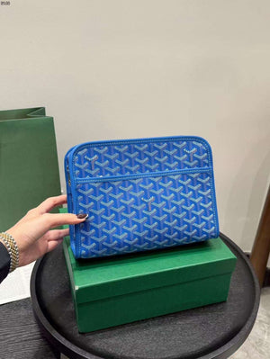 Essential clutch bag for men-1