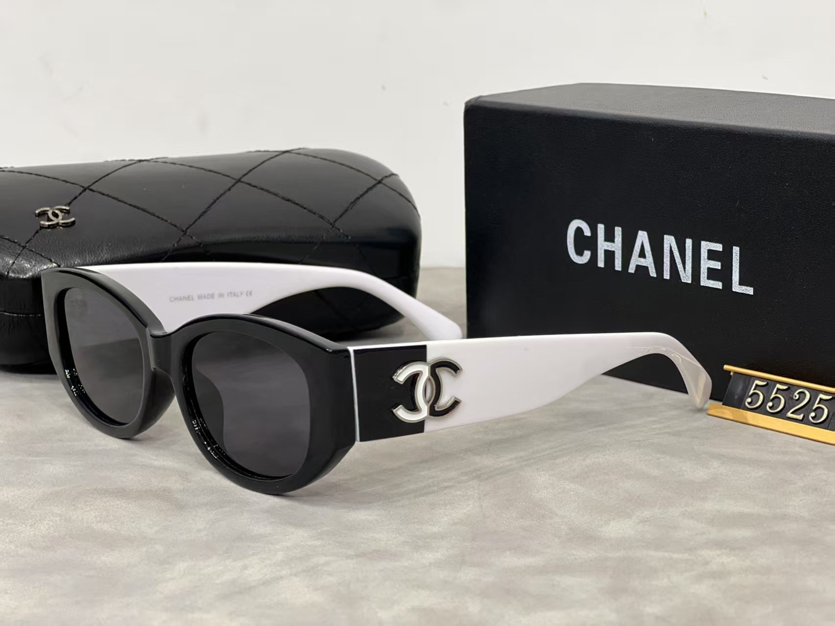 Fashion Sunglasses—5525s
