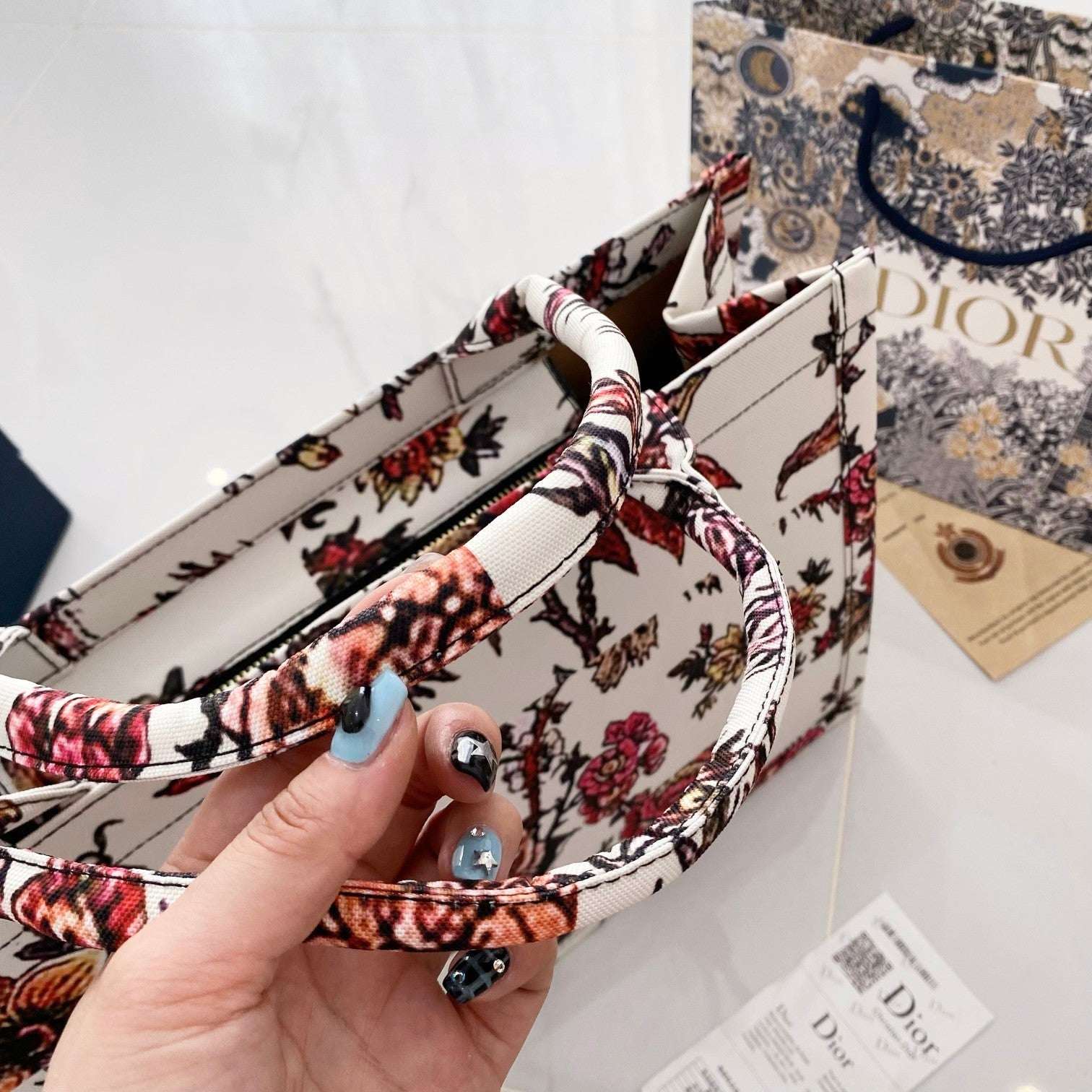 Luxury Fashion Extra-Large Capacity Tote Bag-1-2