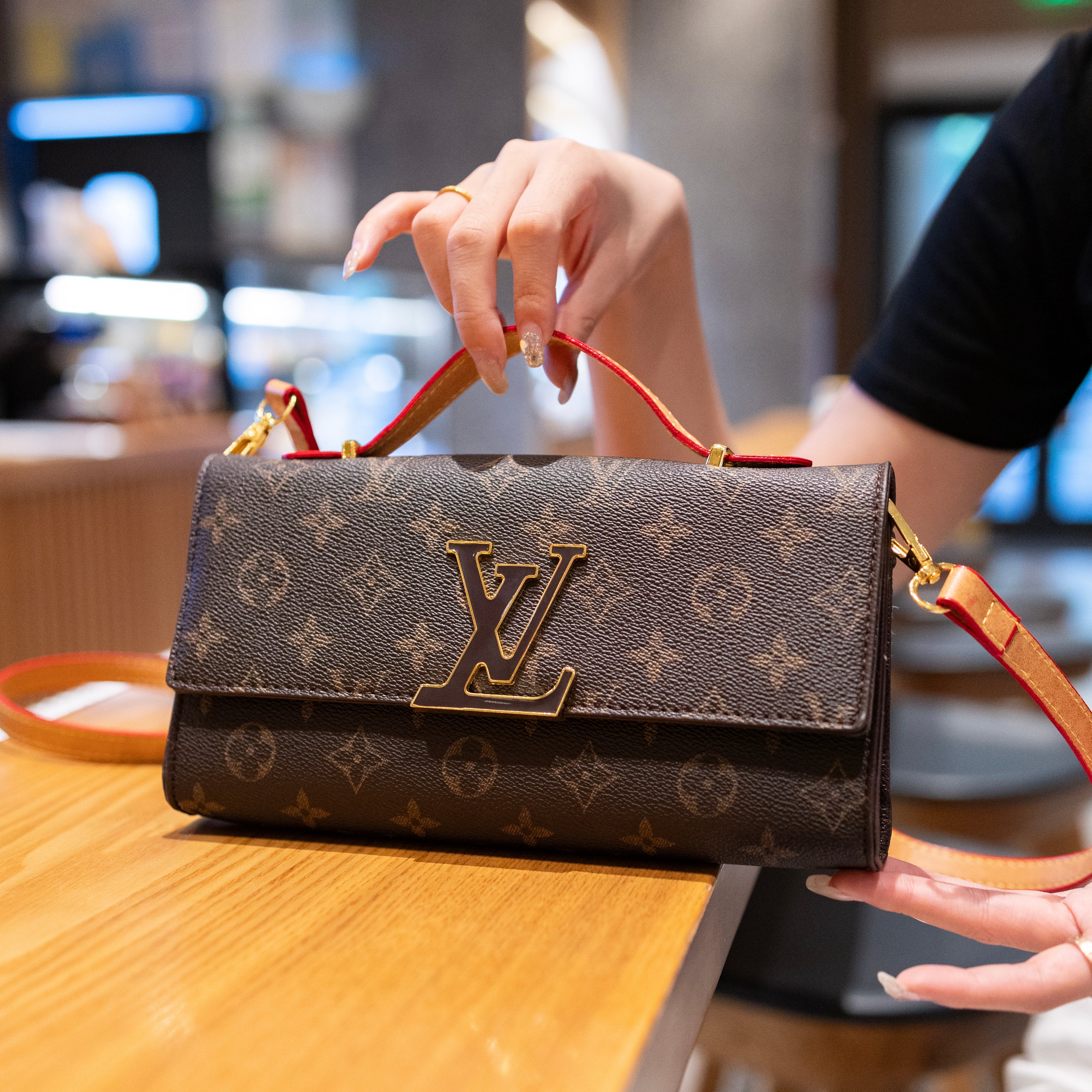 （Buy 3, pay for 2）Luxe Texture Leather Handbag-1-2