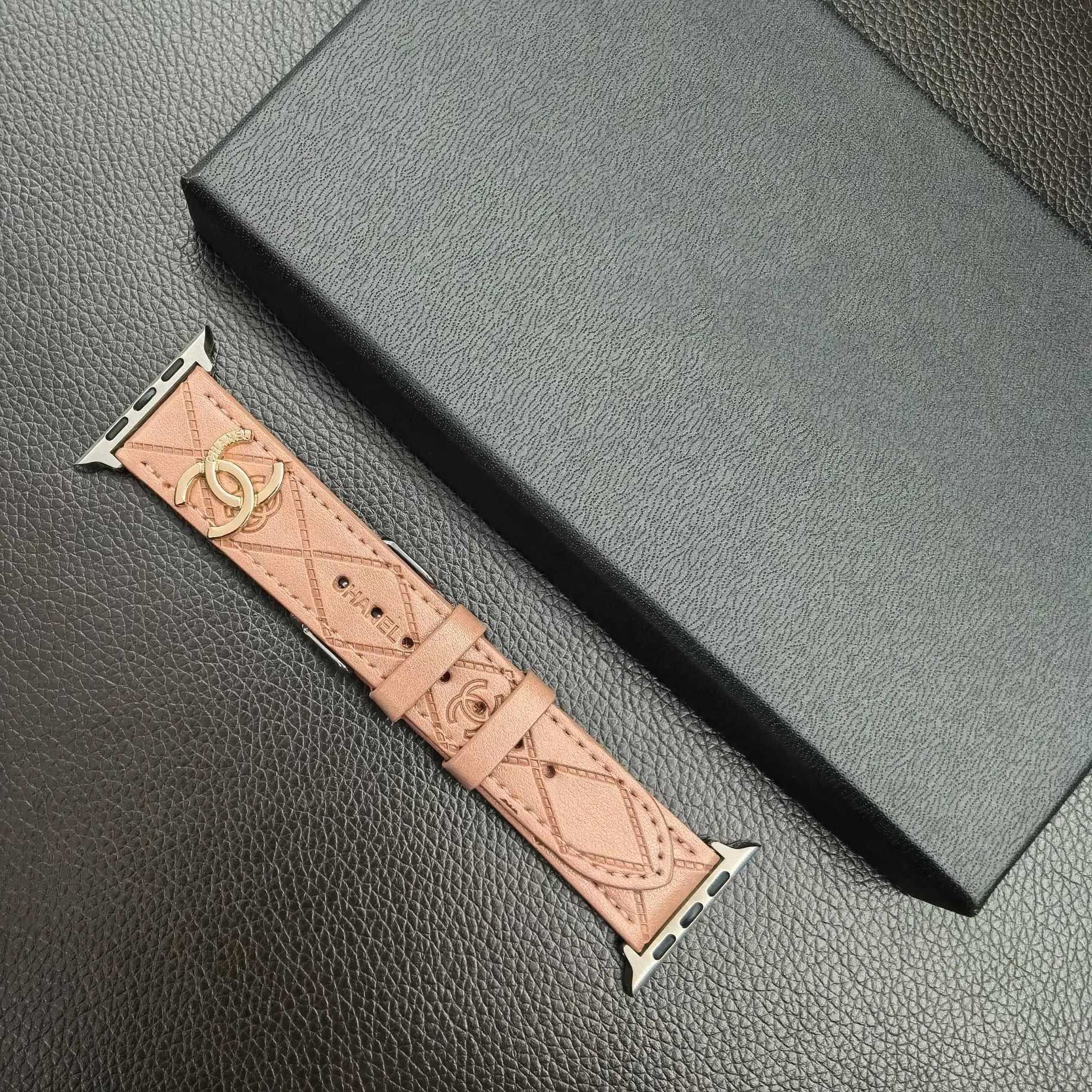 Trendy Leather Apple Watch Straps
