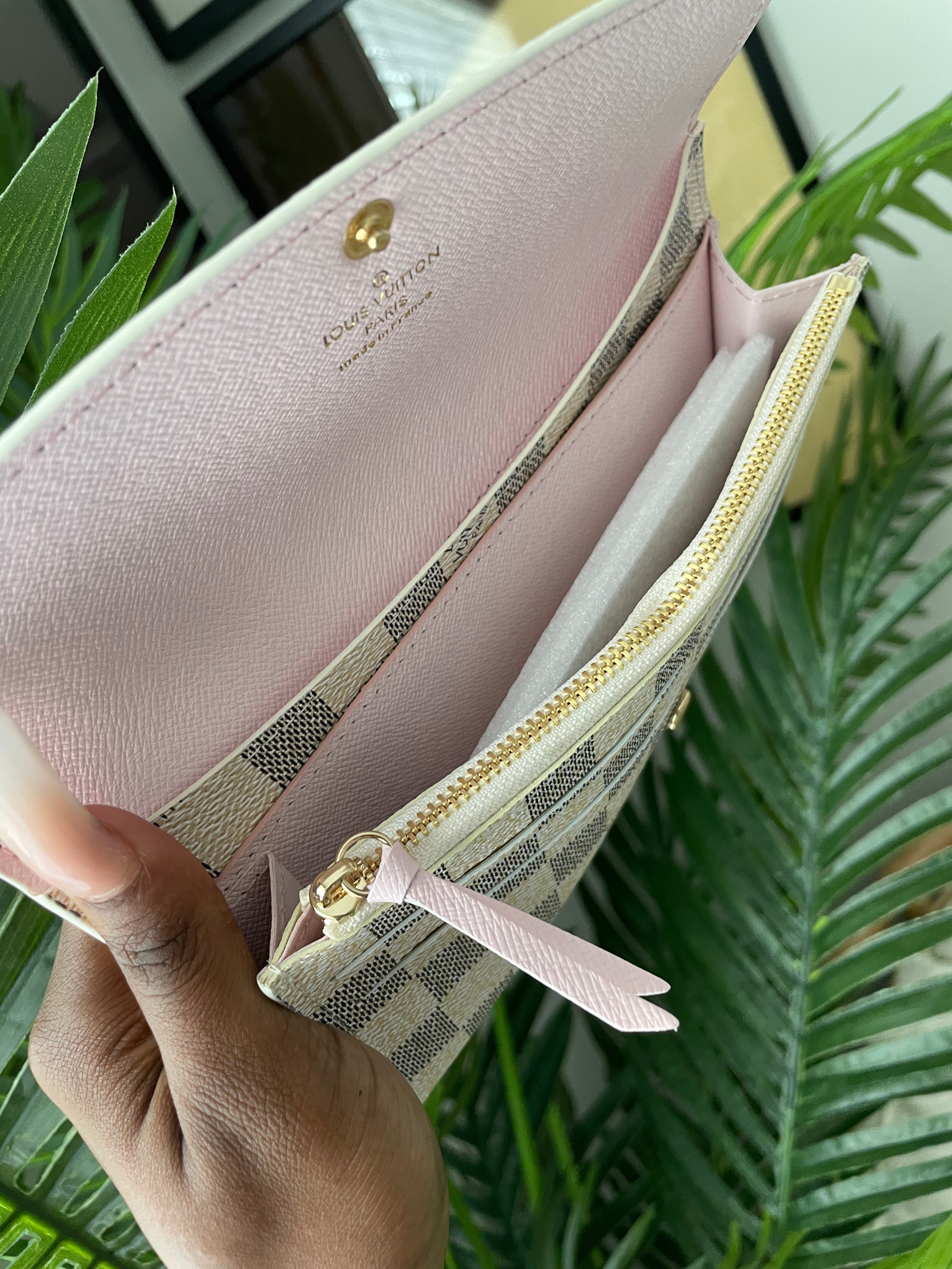 Good White Wallet Clips