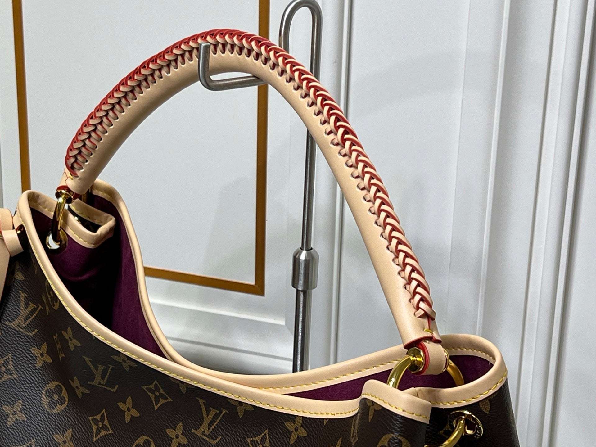 Stylish handbags 012-1-2