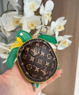 L- Designed Zippered Earphone Storage Pendants